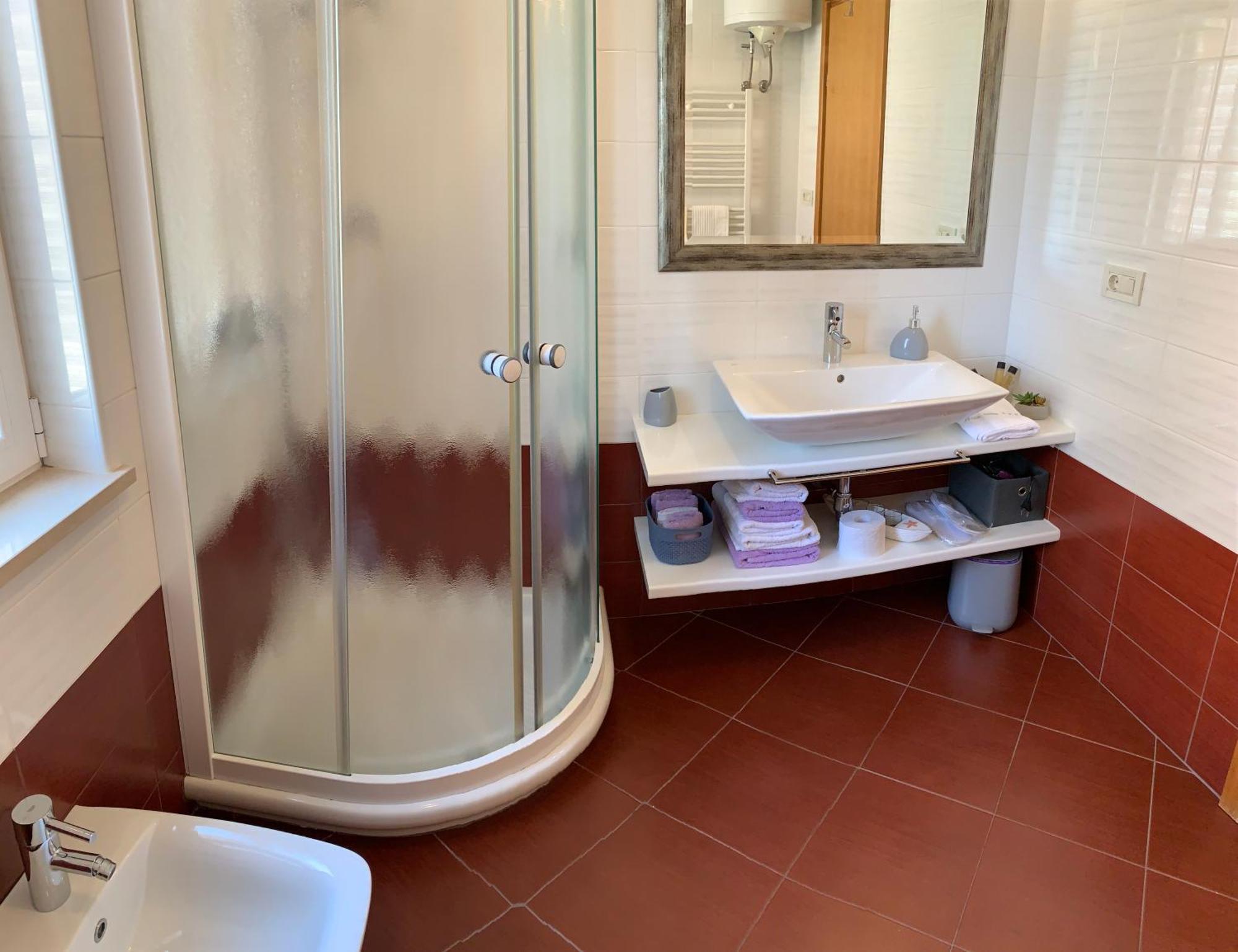 Aria Room And Apartmant Fuga 로비니 외부 사진