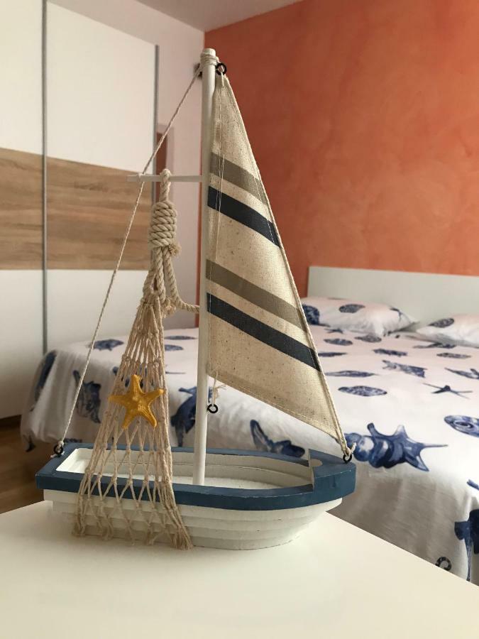 Aria Room And Apartmant Fuga 로비니 외부 사진